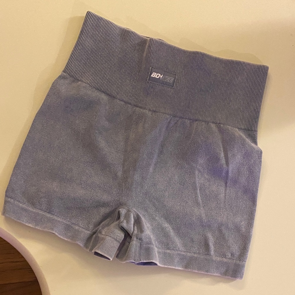 Seamless workout shorts